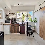 With Parking Space - 15228 Appartement *