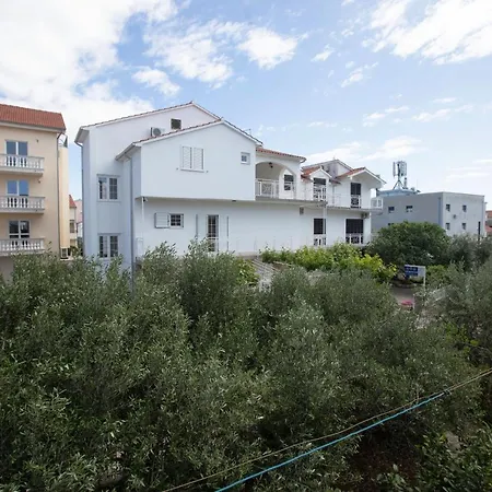 With Parking Space - 15228 Appartement