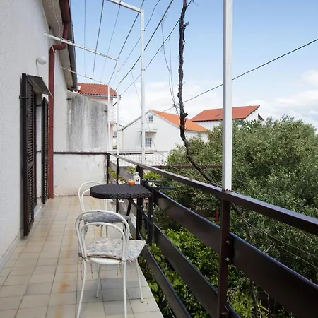 Appartement With Parking Space - 15228