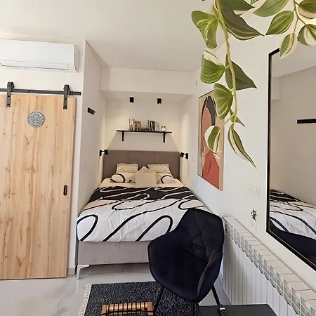 With Parking Space - 15228 Appartement