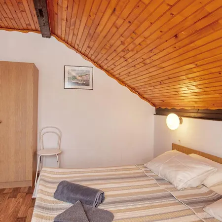 Appartement With Parking Space - 15228