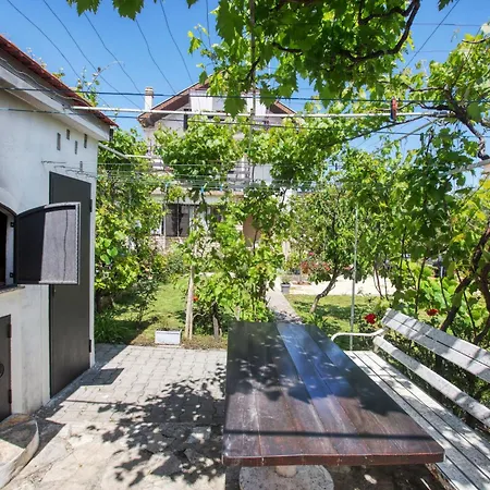 Appartamento With Parking Space - 15228 Vodice