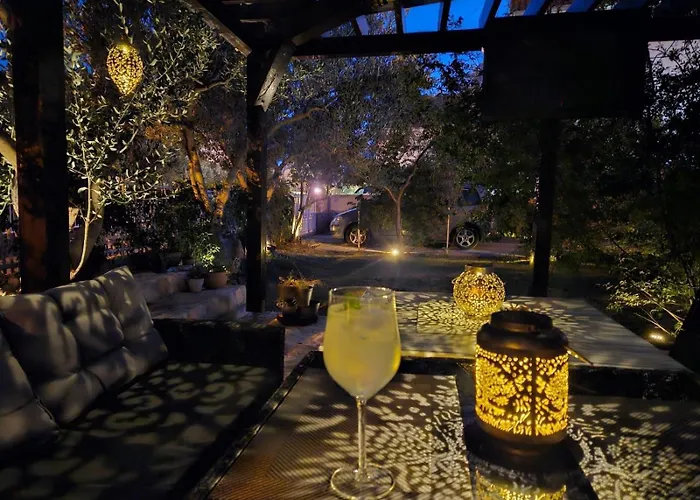 Appartement With Parking Space - 15228 *