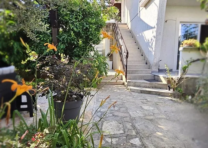 Appartamento With Parking Space - 15228 *