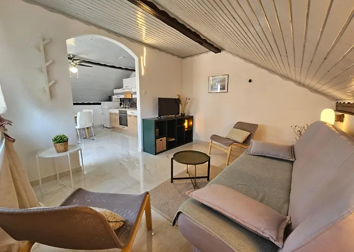 With Parking Space - 15228 Appartement Vodice