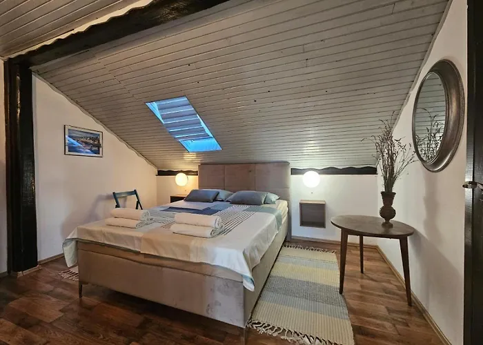 With Parking Space - 15228 Appartement *