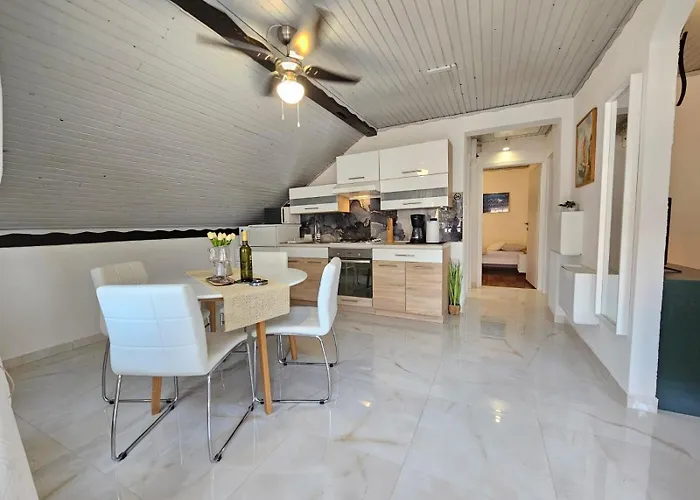 Appartamento With Parking Space - 15228 *